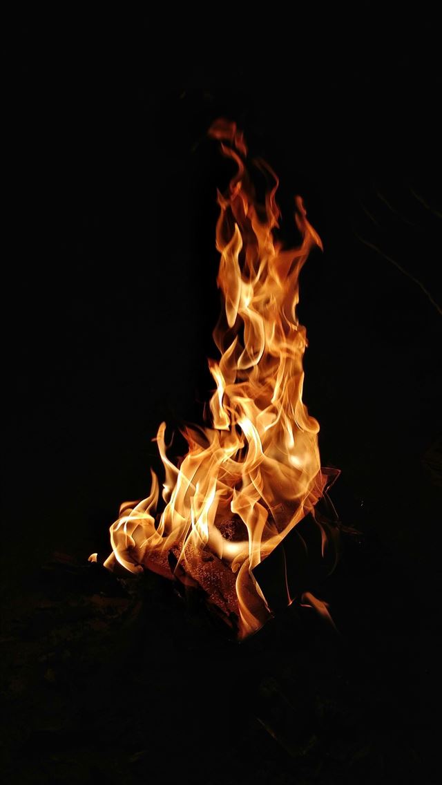 1284x2778 red flame - india iPhone Wallpaper