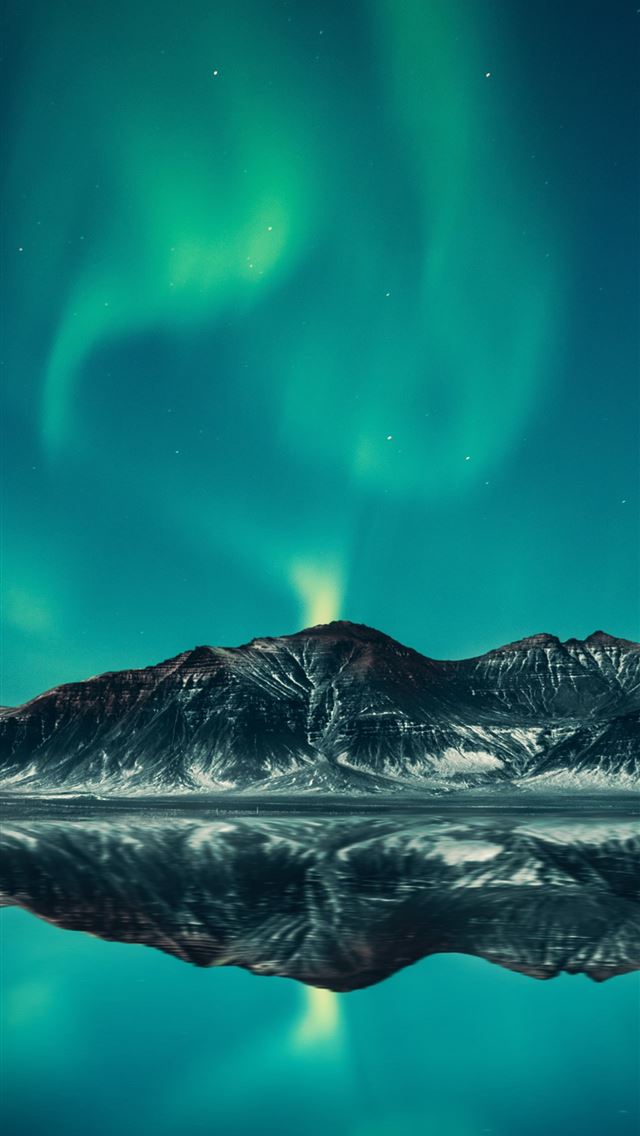 1284x2778 green aurora lights digital wallpaper - iceland iPhone Wallpaper