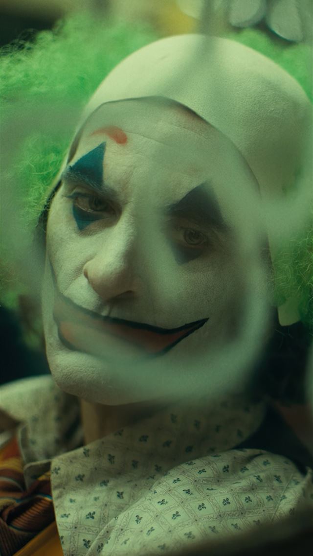 1284x2778 joker when stopped smiling - superheroes iPhone Wallpaper