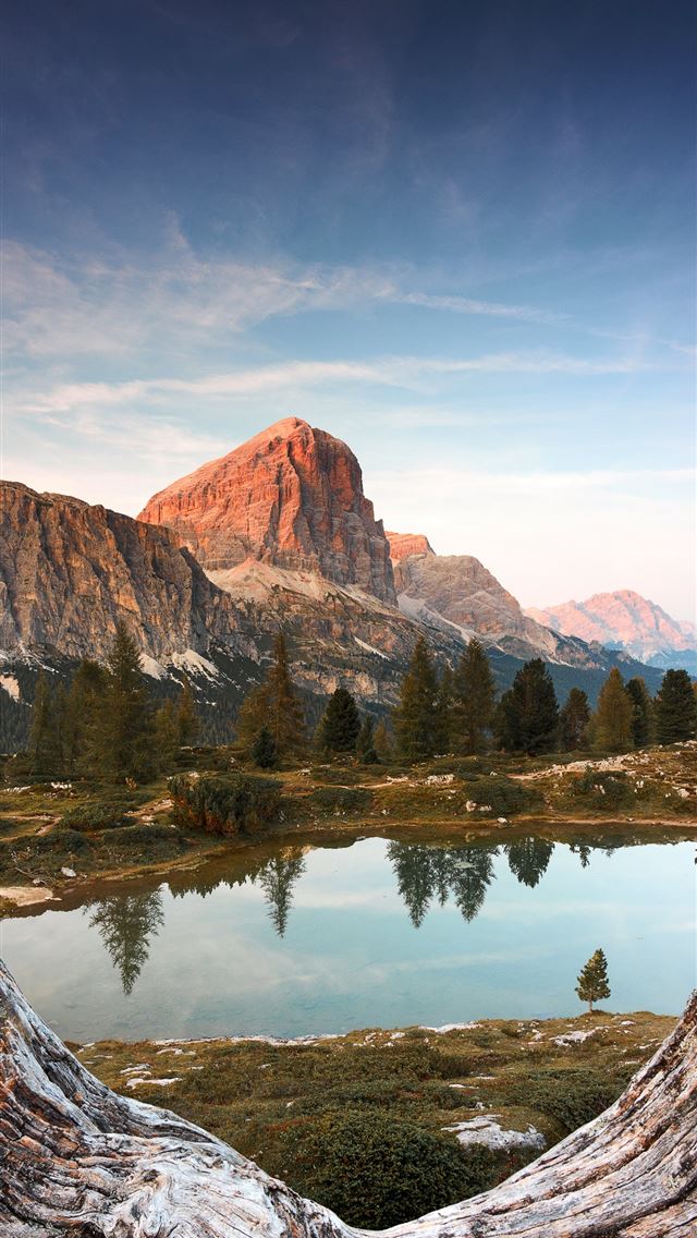 640x1136 brown mountain near body of water during daytime -  iPhone Wallpaper