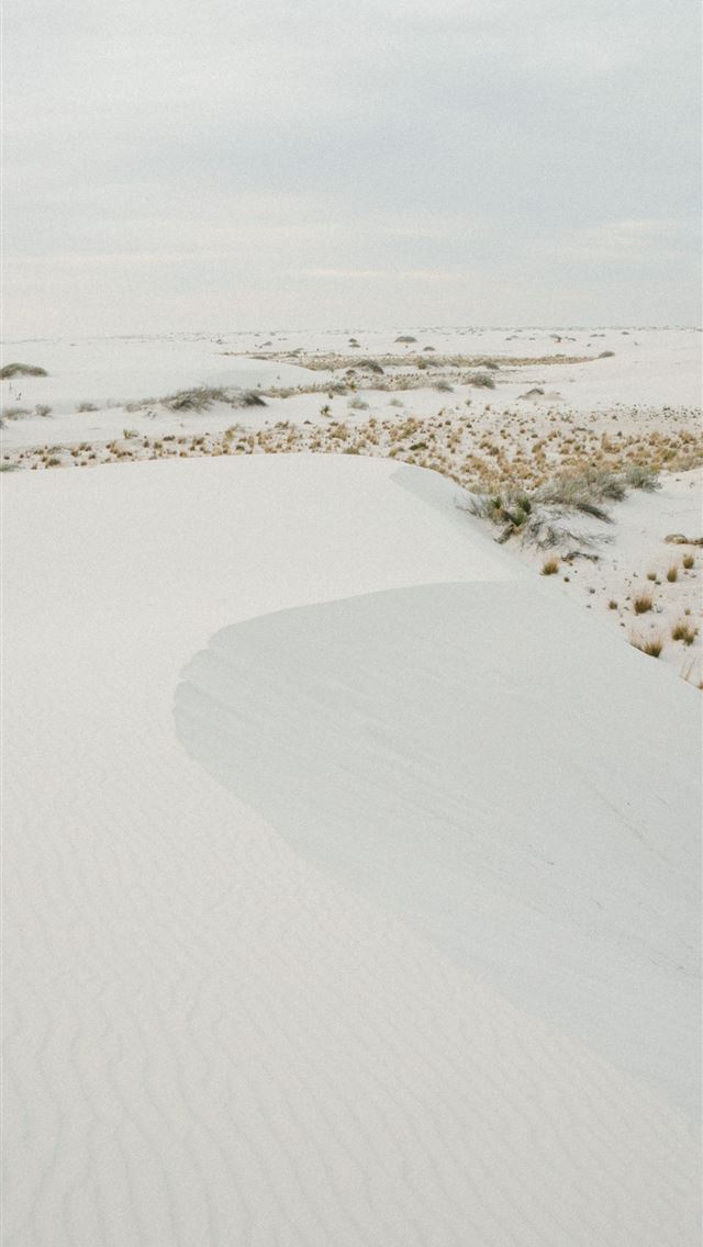 1284x2778 snowfield during cloudy sky - desert iPhone Wallpaper