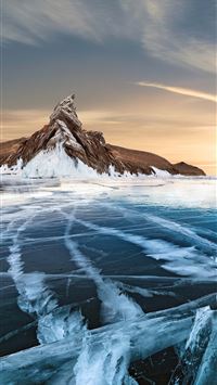 frozen lake 8k wallpaper