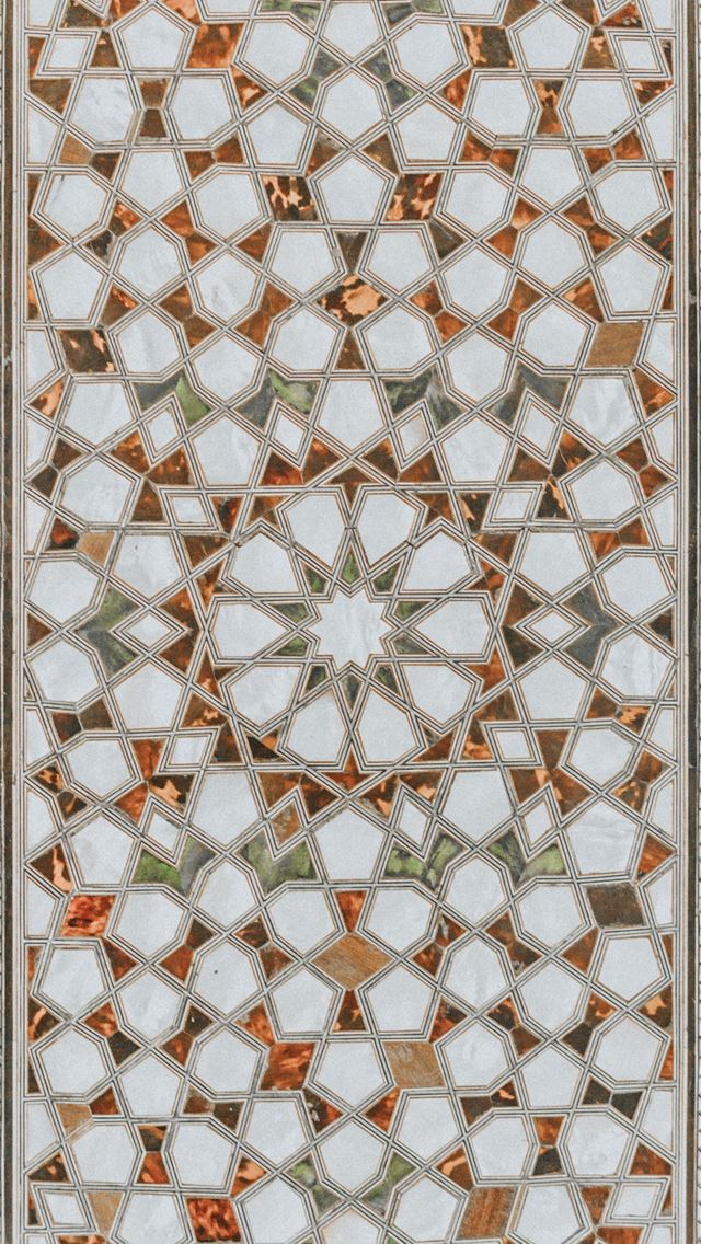 1284x2778 white and brown door - turkey iPhone Wallpaper