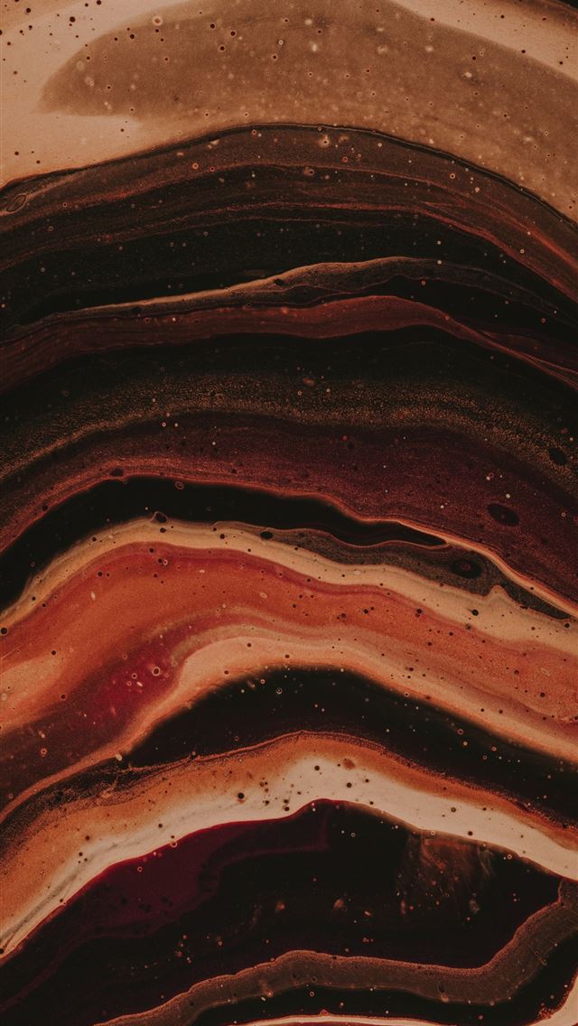 1284x2778 brown and white chocolate cake -  iphone 13 Wallpaper