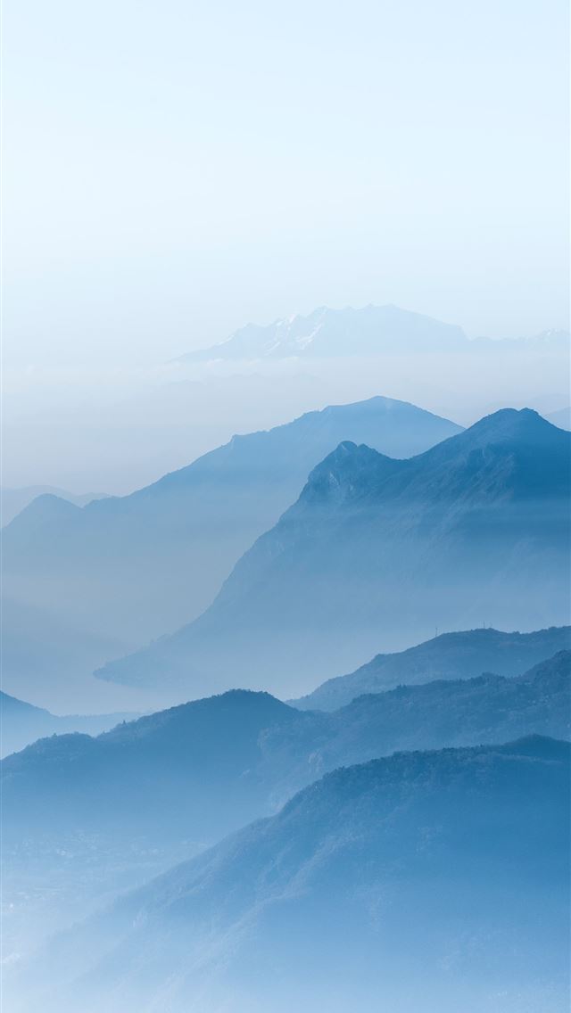 1284x2778 hills covered wit fogs -  iphone 13 Wallpaper