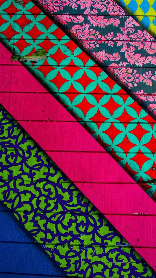 1284x2778 red and green garment - pattern iPhone Wallpaper