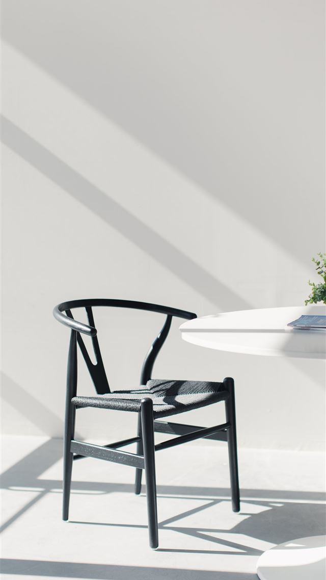 640x1136 white wooden table with chairs -  iPhone Wallpaper