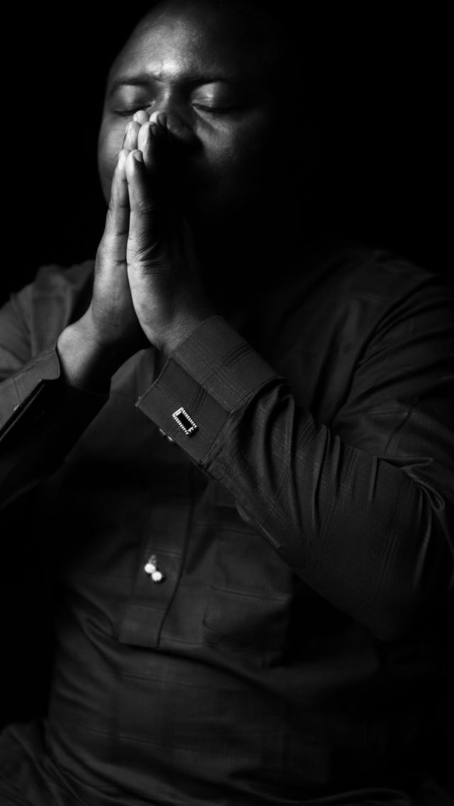1284x2778 grayscale photo of man wearing dress shirt - nigeria iPhone Wallpaper