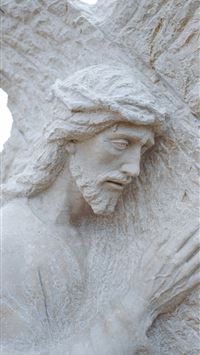 white concrete statue during daytime wallpaper