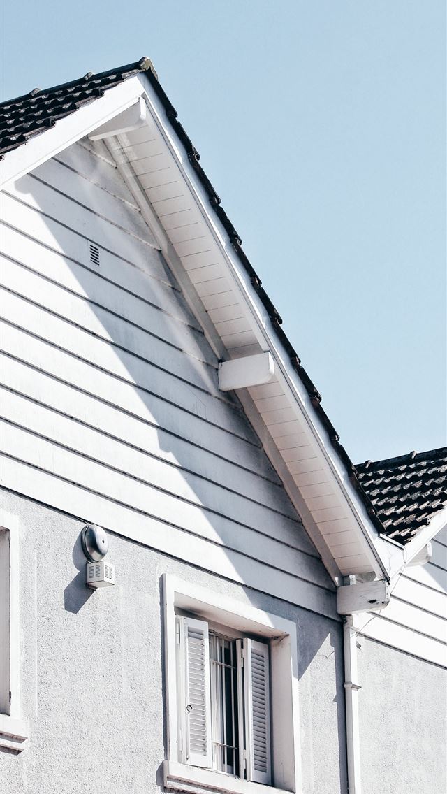 1284x2778 wooden house during day - argentina iPhone Wallpaper