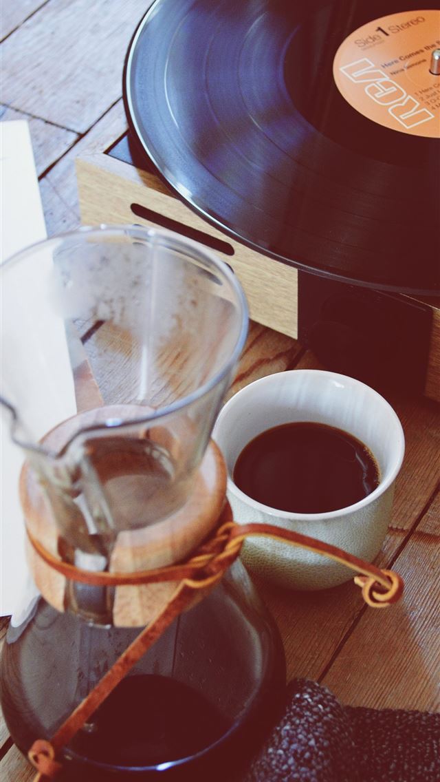 1284x2778 clear glass coffee pitcher beside turntable - bordeaux iPhone Wallpaper