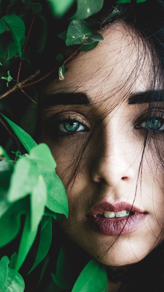 1284x2778 portrait photography of woman with blue eyes -  iPhone Wallpaper