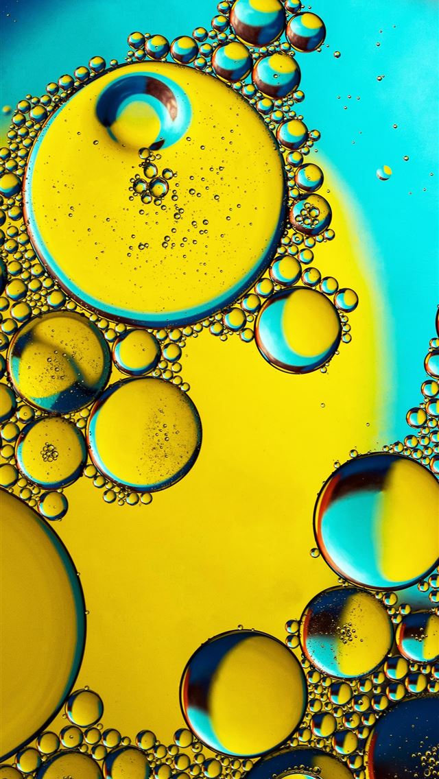 1284x2778 Olive oil on water Immiscible 1 The photo is calle... - australia iPhone Wallpaper