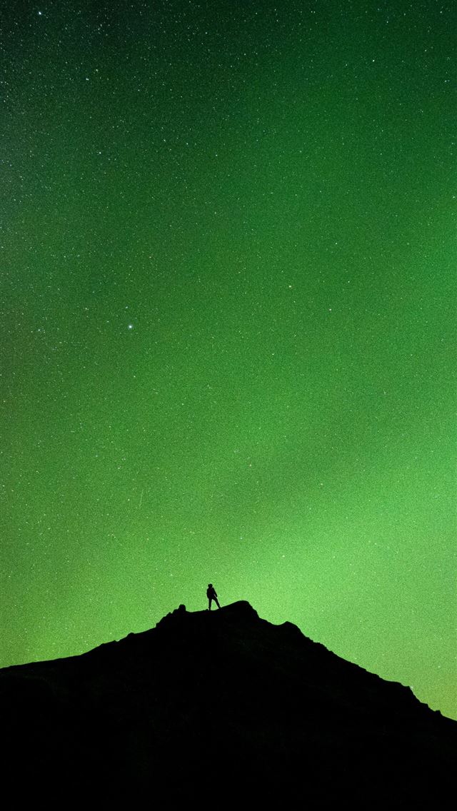 1284x2778 aurora borealis iceland 8k -  iPhone Wallpaper