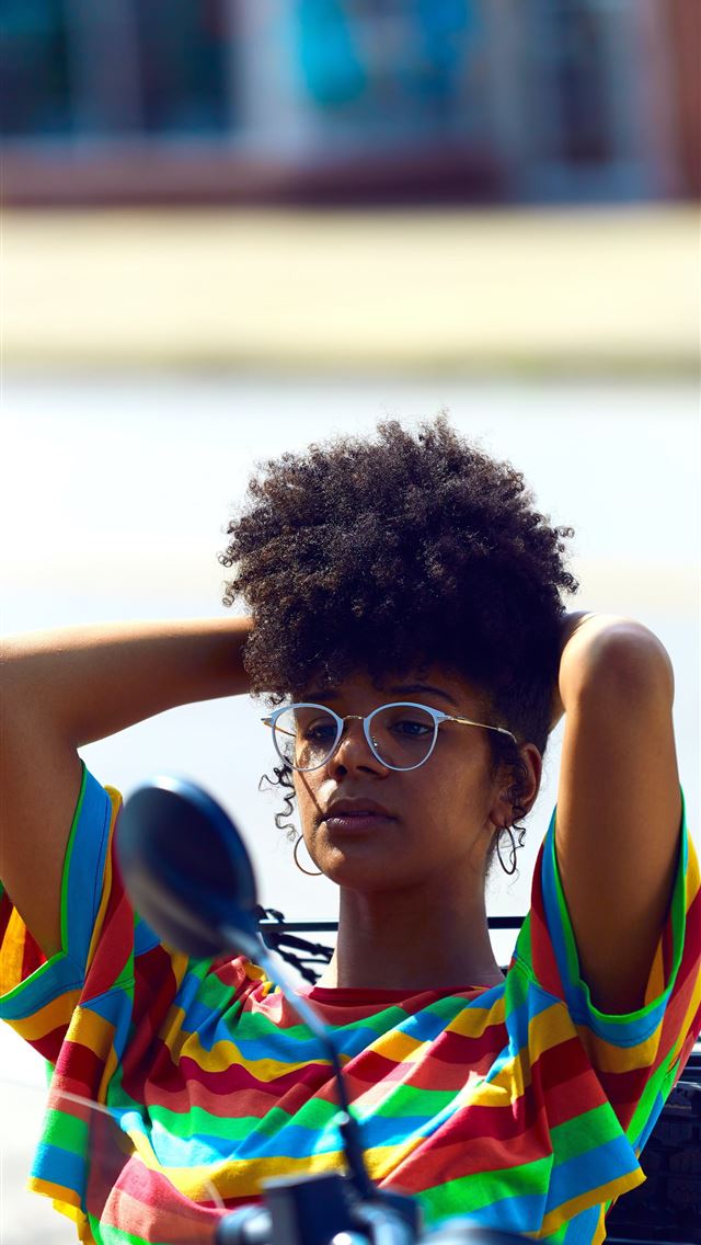 1284x2778 woman holding back of her head - houston iPhone Wallpaper