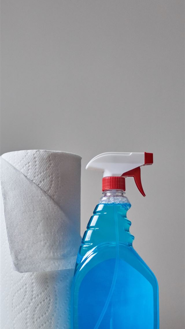 640x1136 clear spray bottle -  iPhone Wallpaper