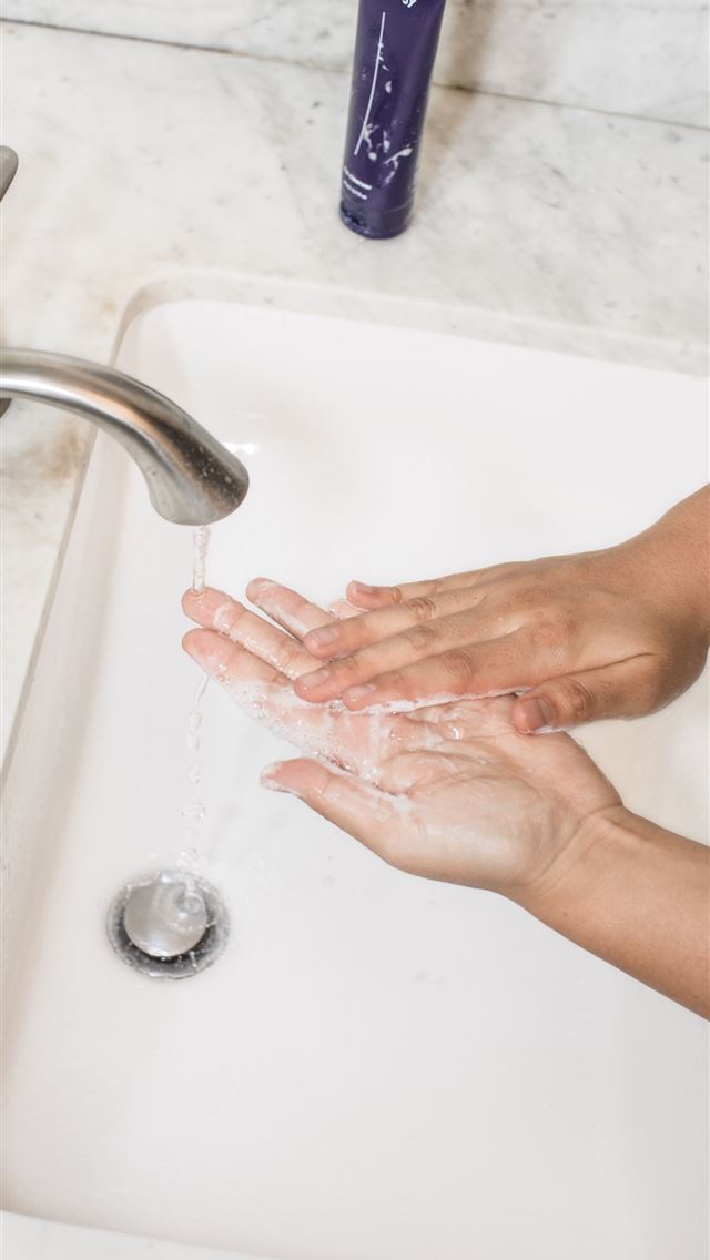 640x1136 gray faucet -  iPhone Wallpaper