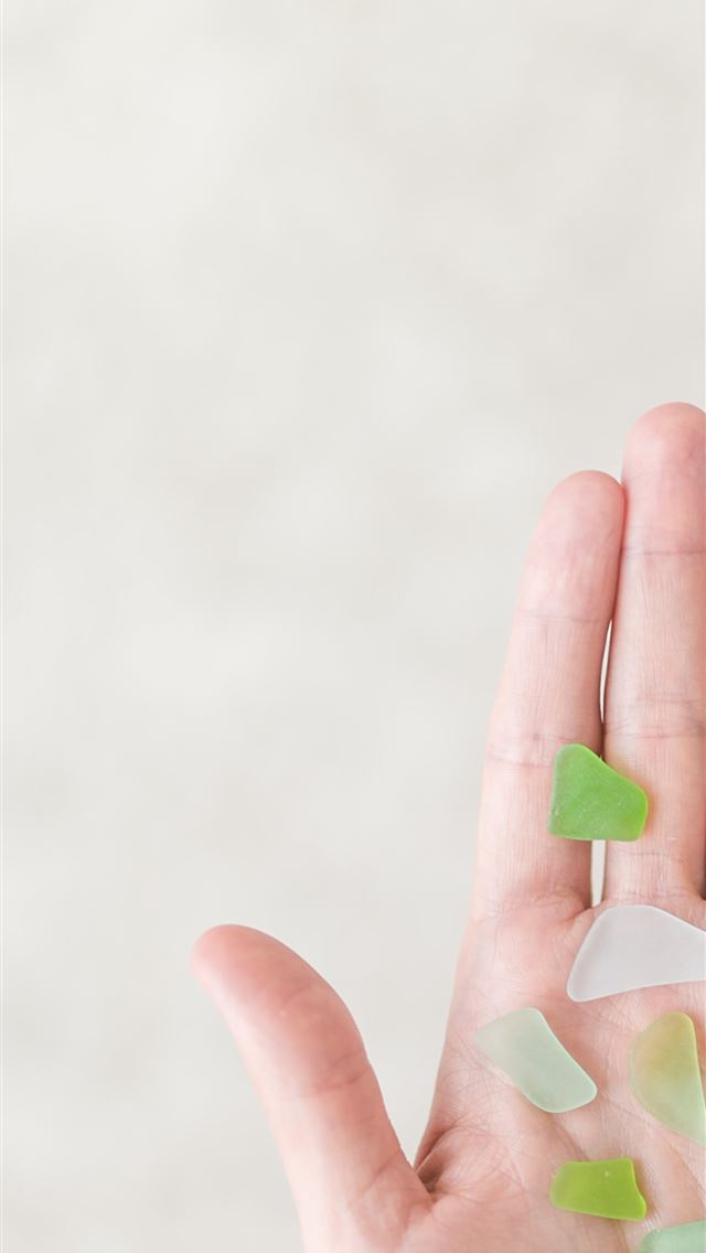 1284x2778 person holding green shards - drawn iPhone Wallpaper