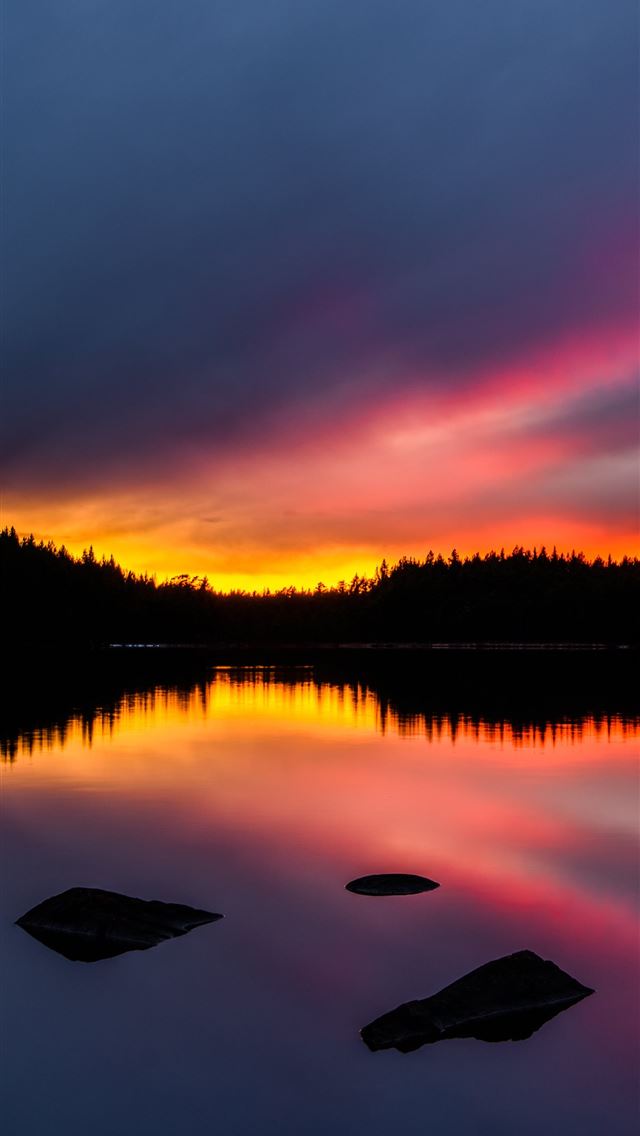 1284x2778 lake dusk light 5k -  iphone 13 Wallpaper