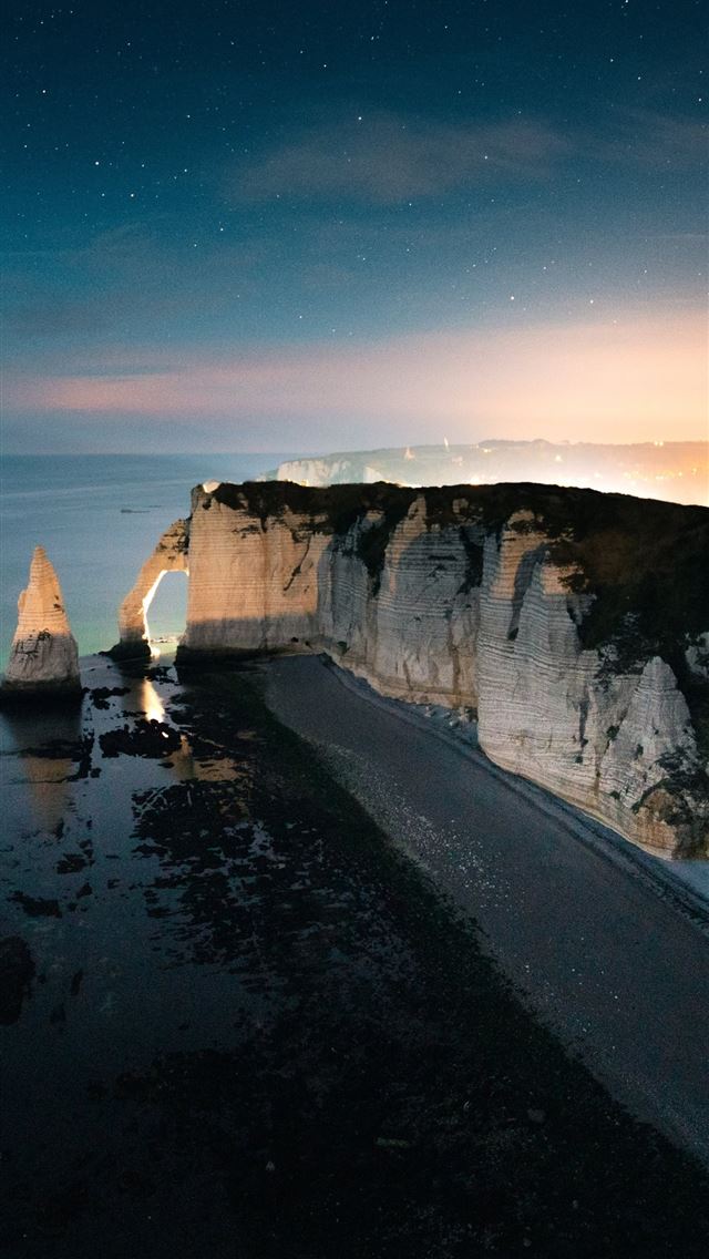 1284x2778 normandie frankreich 8k -  iphone 13 Wallpaper