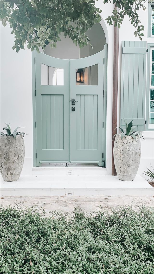 1290x2796 closed door during daytime - united states iPhone Wallpaper
