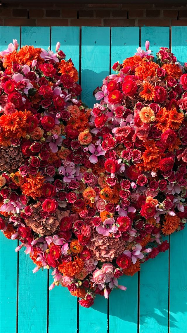 1290x2796 red and green floral wreath - spring iPhone Wallpaper