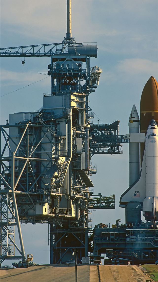 1290x2796 space craft on station -  iphone 14 Wallpaper
