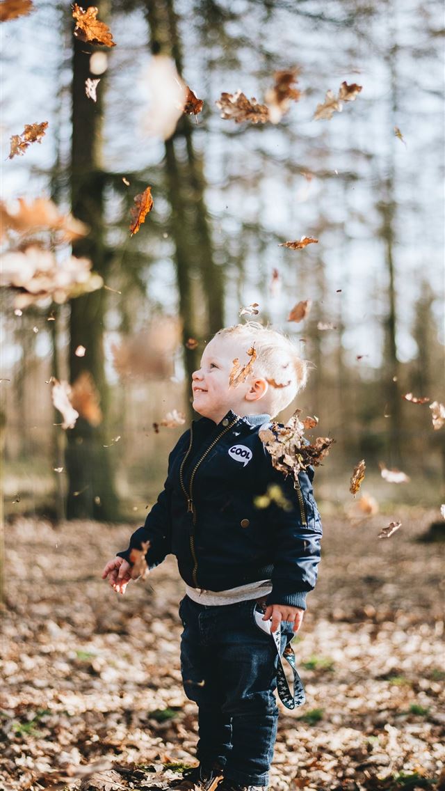 1290x2796 shallow focus photography of children standing on ... - kid iPhone Wallpaper