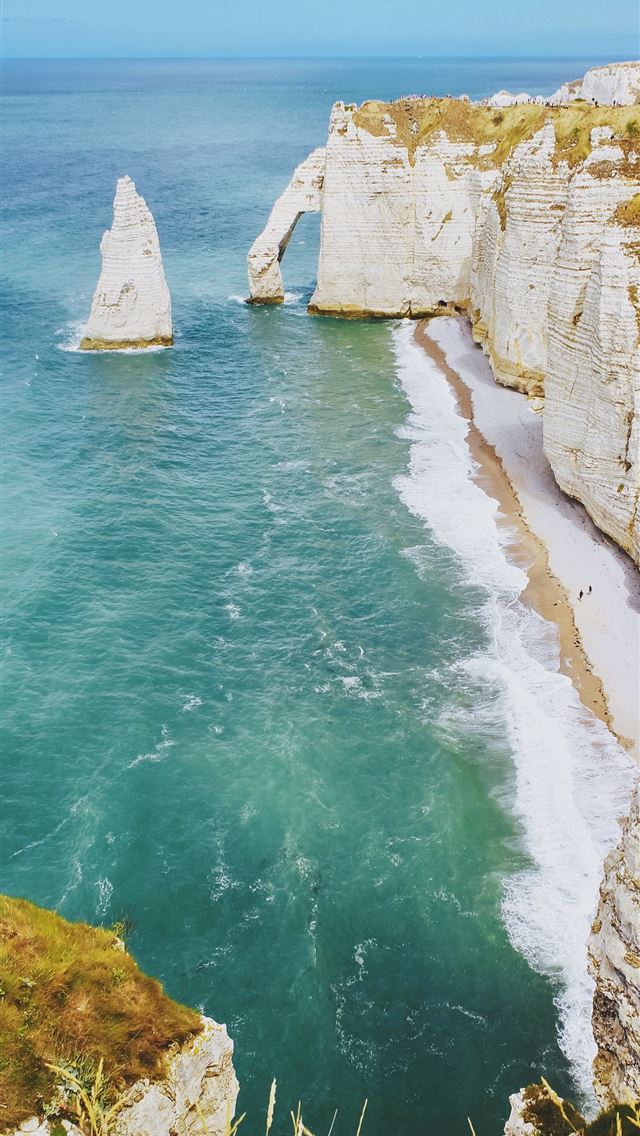 1290x2796 white cliff near body of water -  iphone 14 Wallpaper