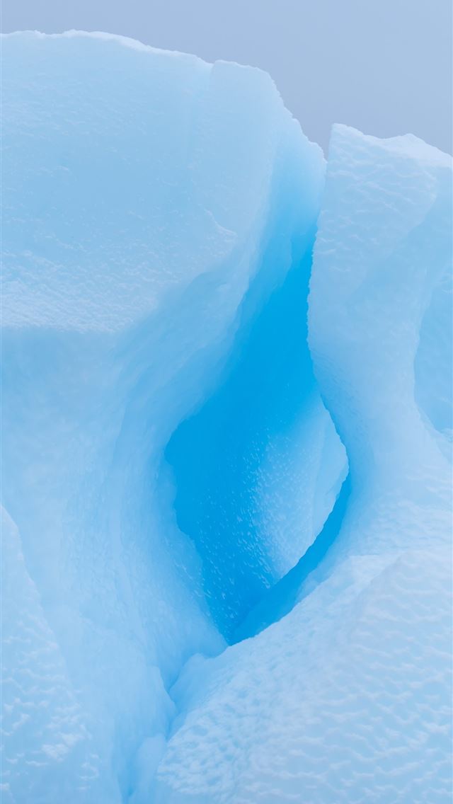 1290x2796 ice berg -  iphone 14 Wallpaper