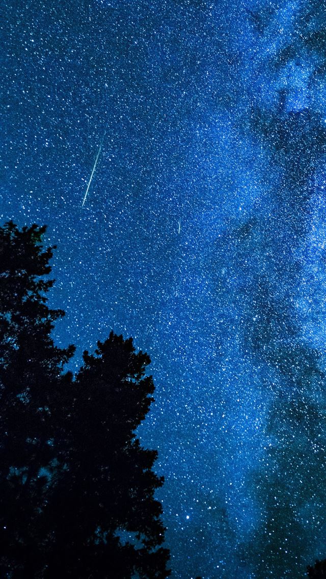 640x1136 photo of milky way -  iPhone Wallpaper