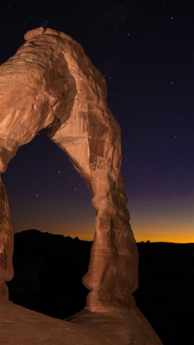 1290x2796 rock formation in the middle of night sky 4k - nature iPhone Wallpaper