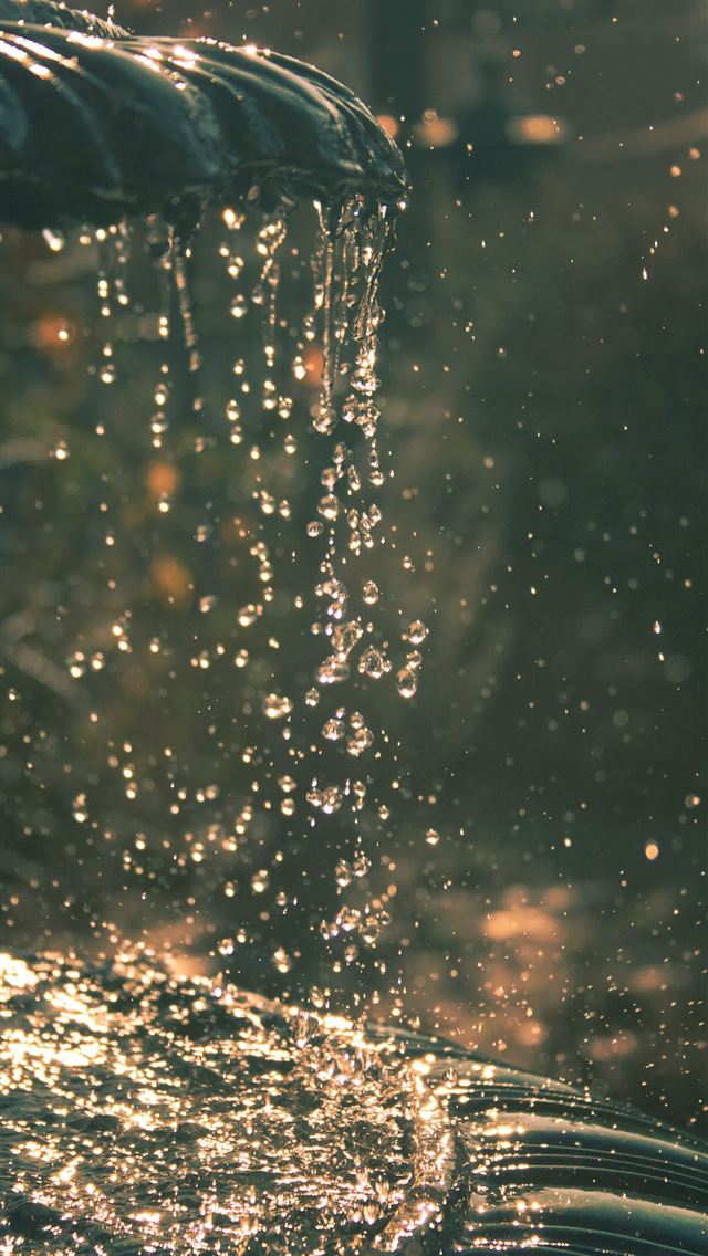 1290x2796 overflowing water on man made fountain at daytime - winter iPhone Wallpaper