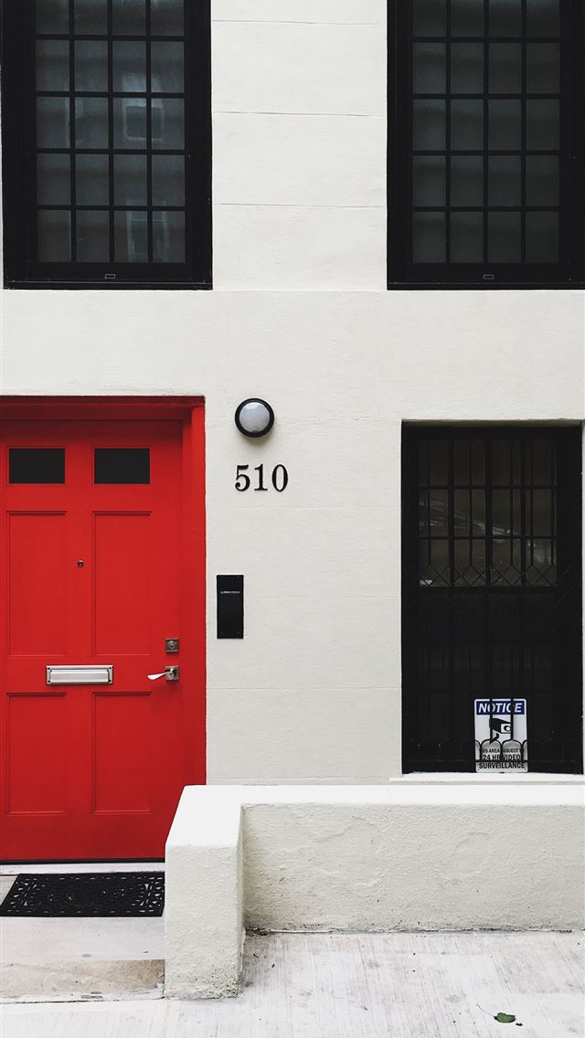 1290x2796 red wooden door closed - windows iPhone Wallpaper