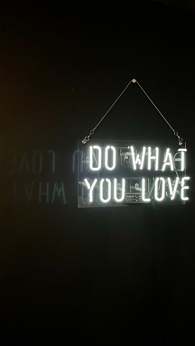 1290x2796 text - color iPhone Wallpaper