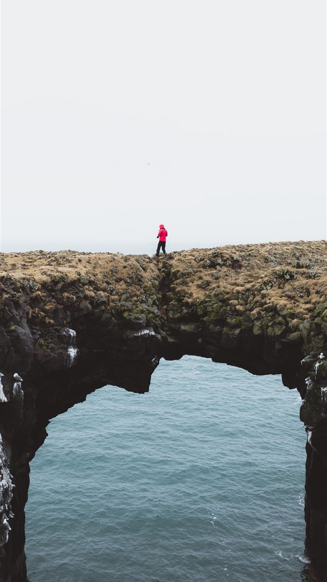 1290x2796 person wearing red pullover hoodie - bridge iPhone Wallpaper