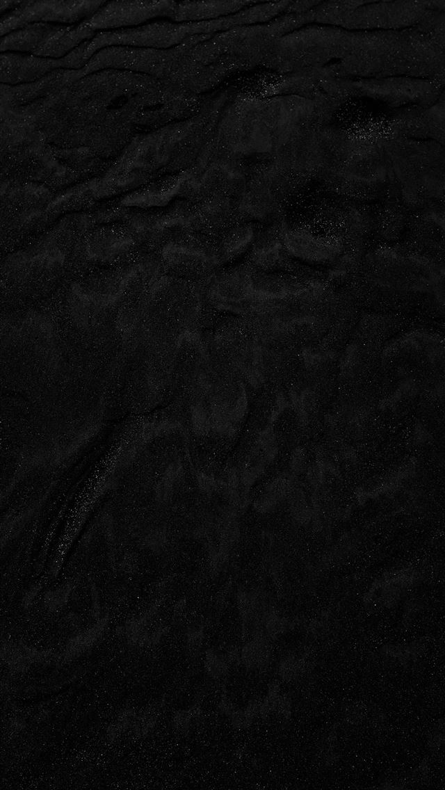 1290x2796 a black and white photo of water and sand -  iphone 14 Wallpaper