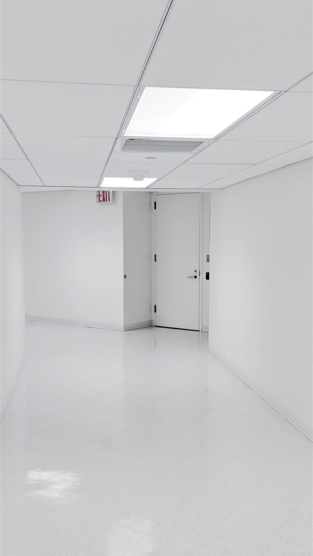 640x1136 empty hallway -  iPhone Wallpaper