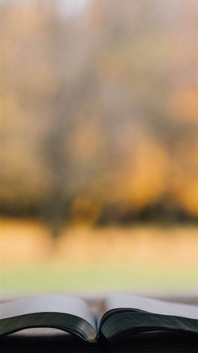 1290x2796 shallow focus photo of book - bible iPhone Wallpaper