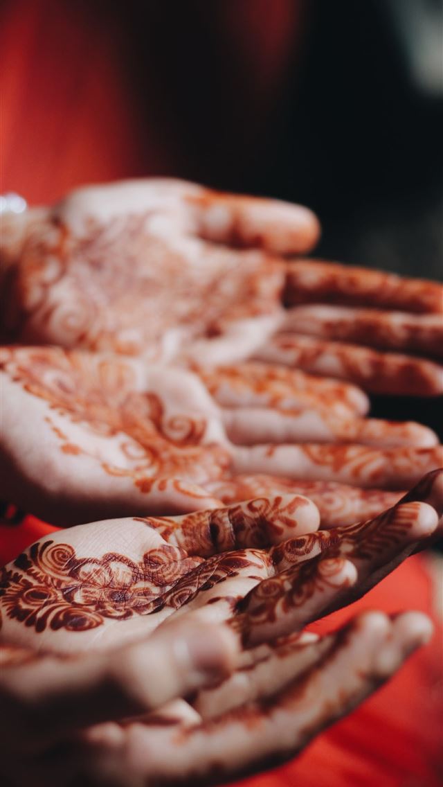 1290x2796 women with mendhi tattoos - beautiful iPhone Wallpaper