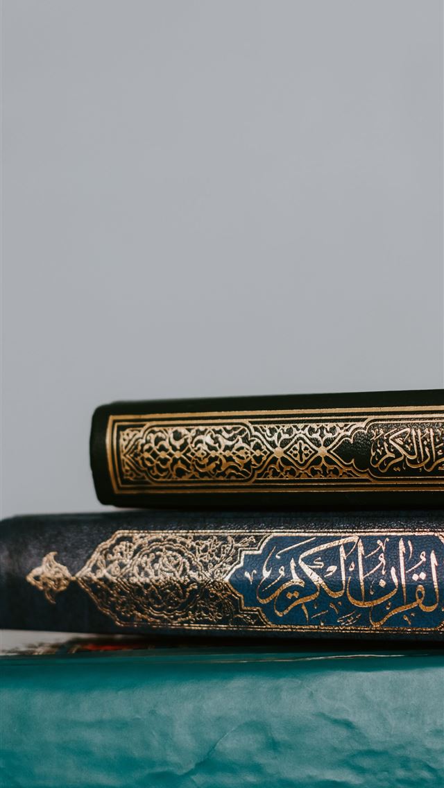 1290x2796 black and gold floral tube - book iPhone Wallpaper