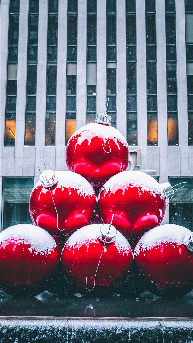 1290x2796 several red baubles - red iPhone Wallpaper