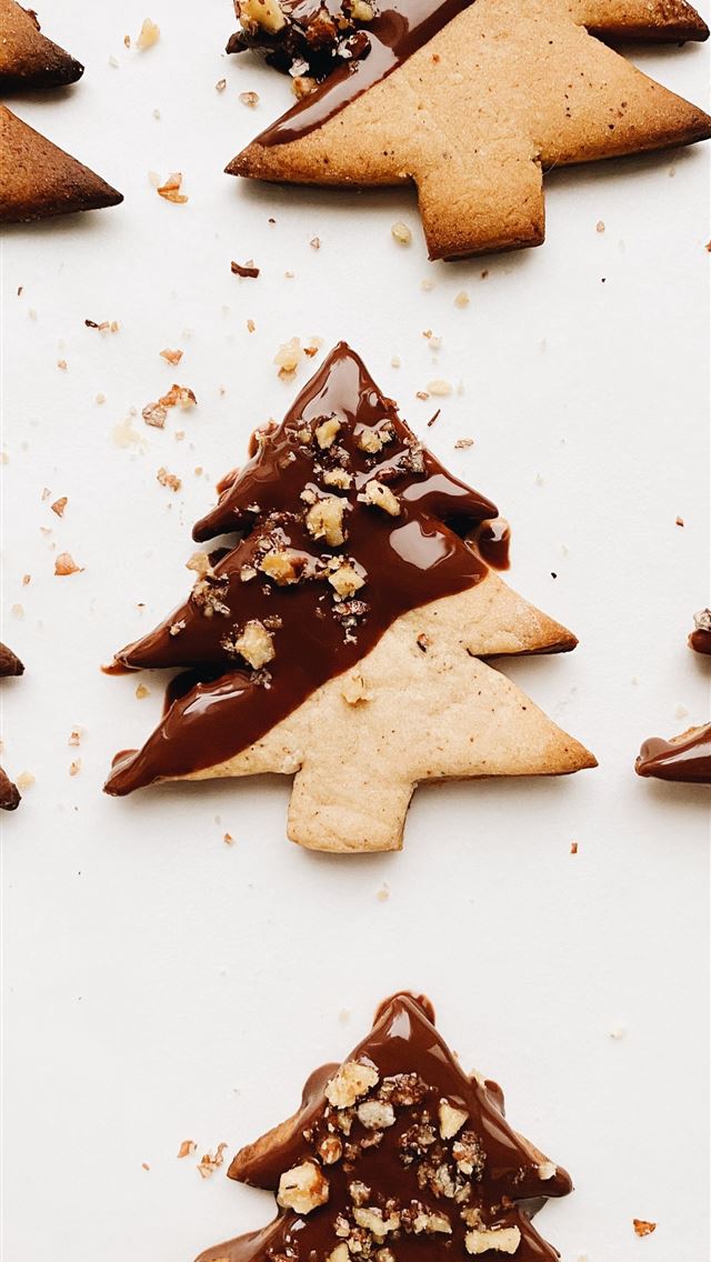 1290x2796 baked pine tree pastries -  iphone 15 Wallpaper