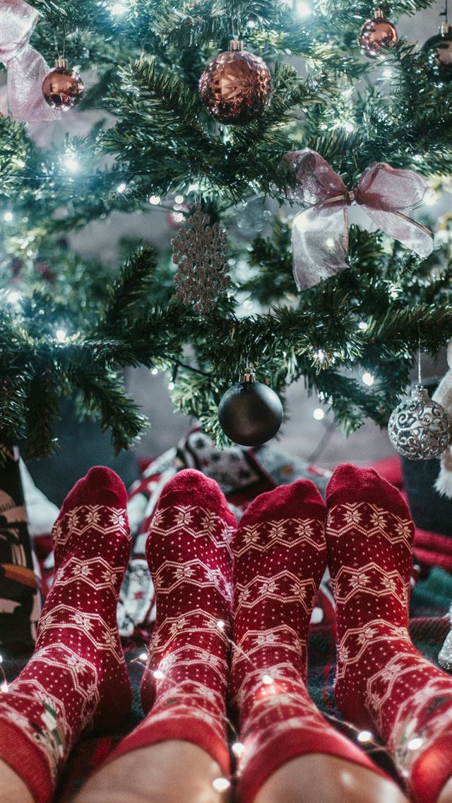 1290x2796 two people wearing red and white socks - love iPhone Wallpaper