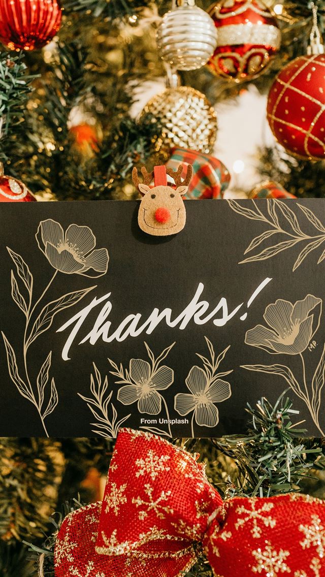 1290x2796 garland with Christmas ornaments - tree iPhone Wallpaper
