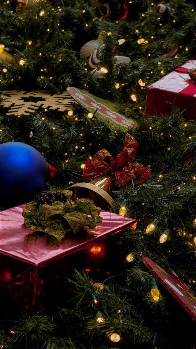 1290x2796 selective focus photography of baubles on Christma... - tree iPhone Wallpaper