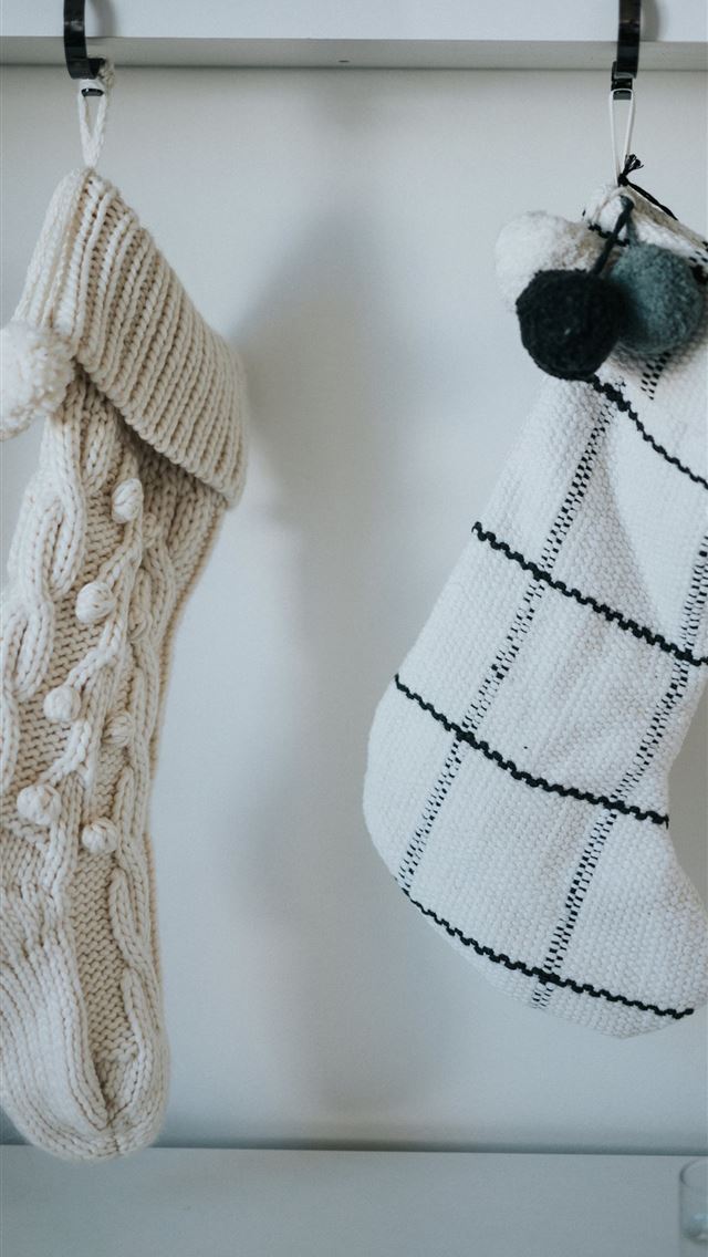 1290x2796 white knit socks on white table -  iphone 15 Wallpaper