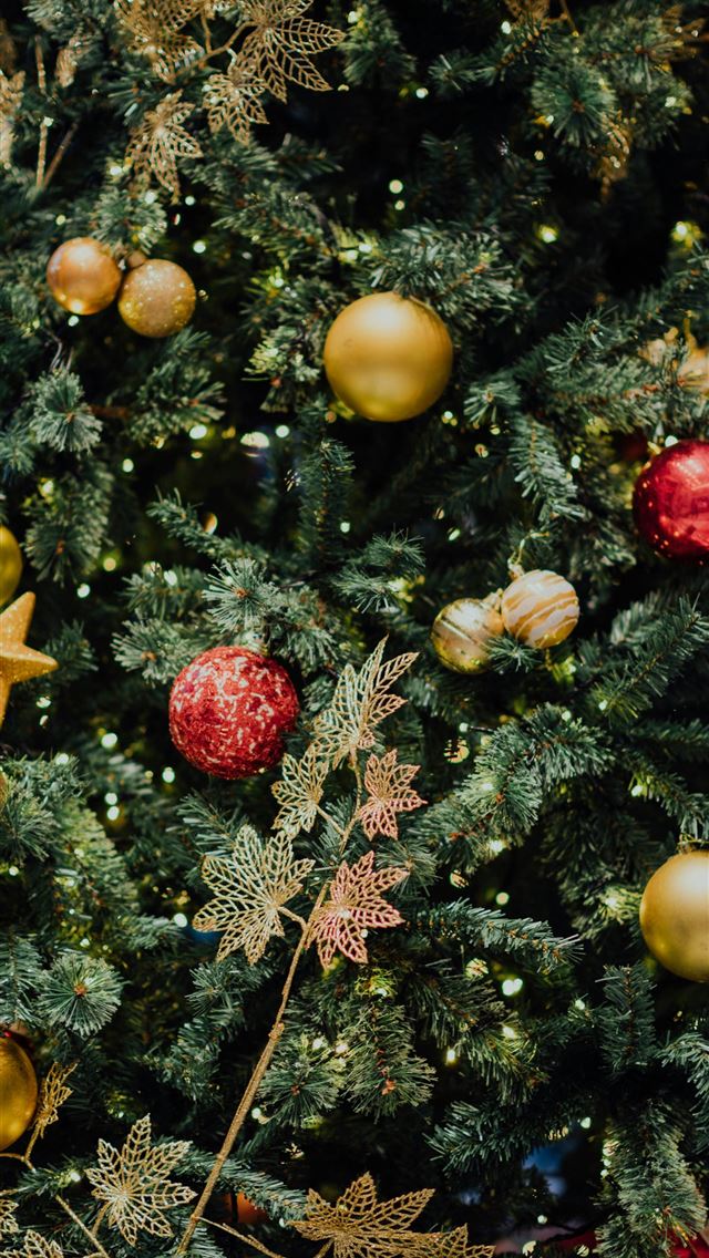 1290x2796 baubles hanging on Christmas tree - christmas tree iPhone Wallpaper