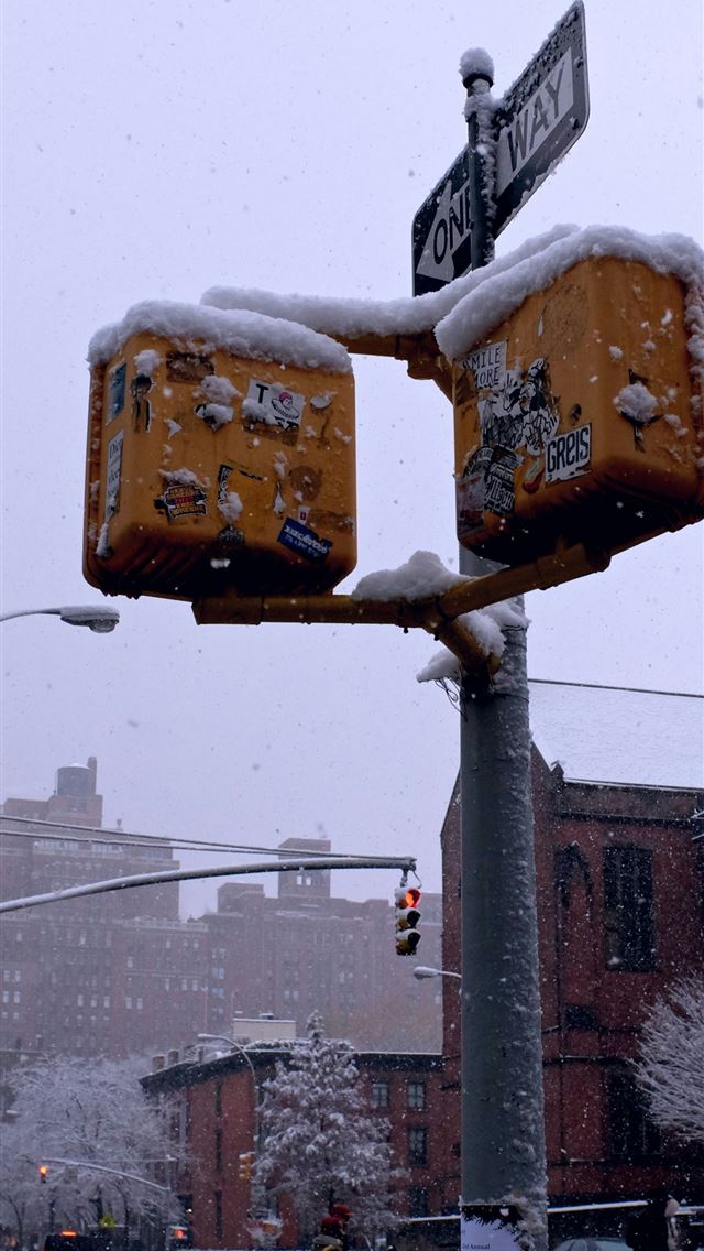 1290x2796 photo of one way sigange -  iphone 15 Wallpaper