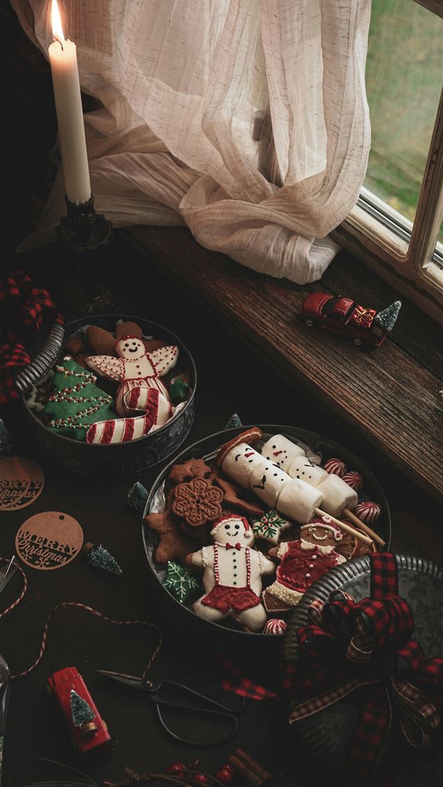 1290x2796 red and white snowman print table cloth - christmas iPhone Wallpaper